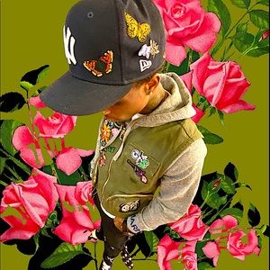 URBAN Vanity™️ Apparel
Unisex Custom Logo Vest 👨🏽‍🎨💧💧